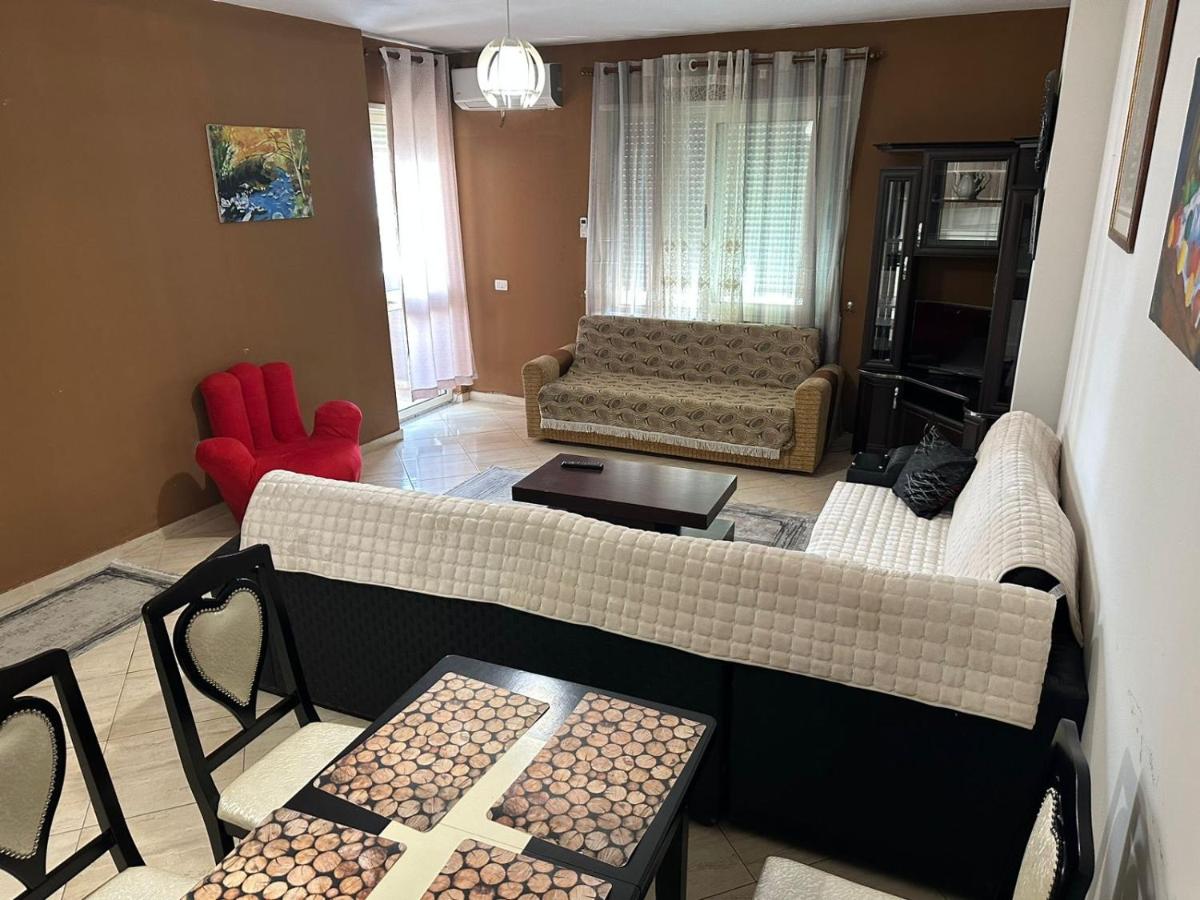 Sea View Apartaments - Housity