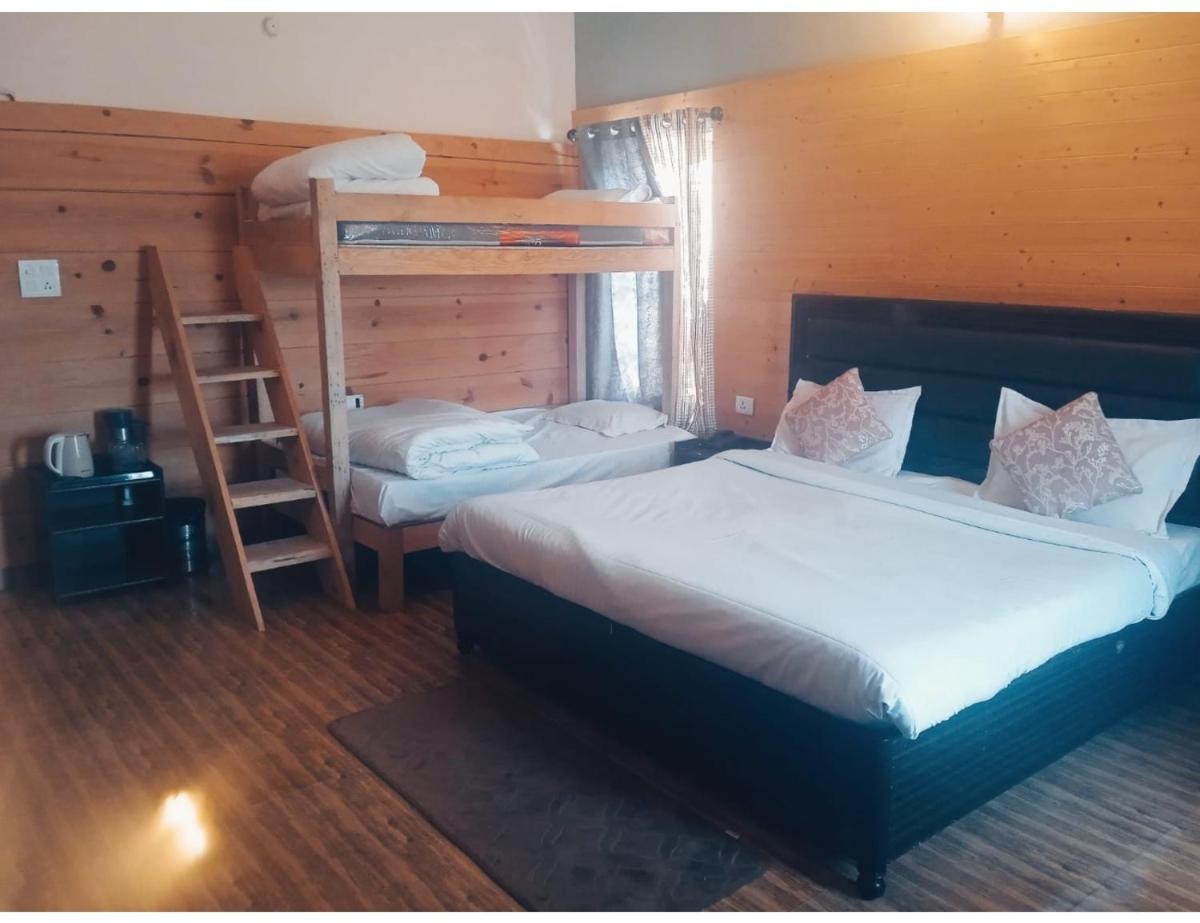 Himalayan Kiwi Resort, Kanatal - Housity