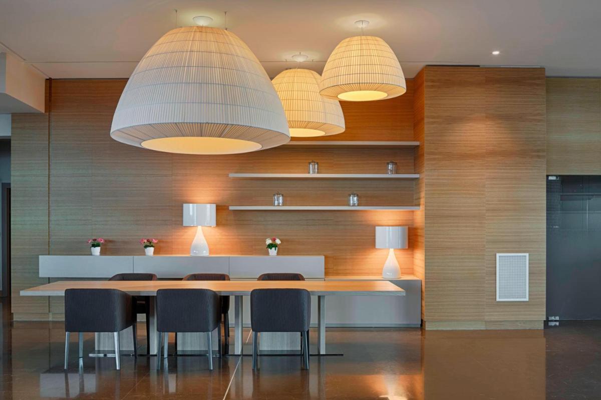 Suitetrails - Four Points by Sheraton Oran