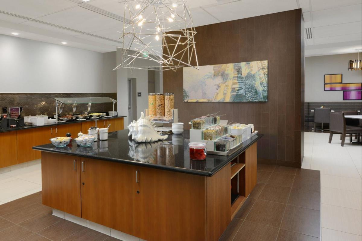 Residence Inn Long Beach Downtown - Housity