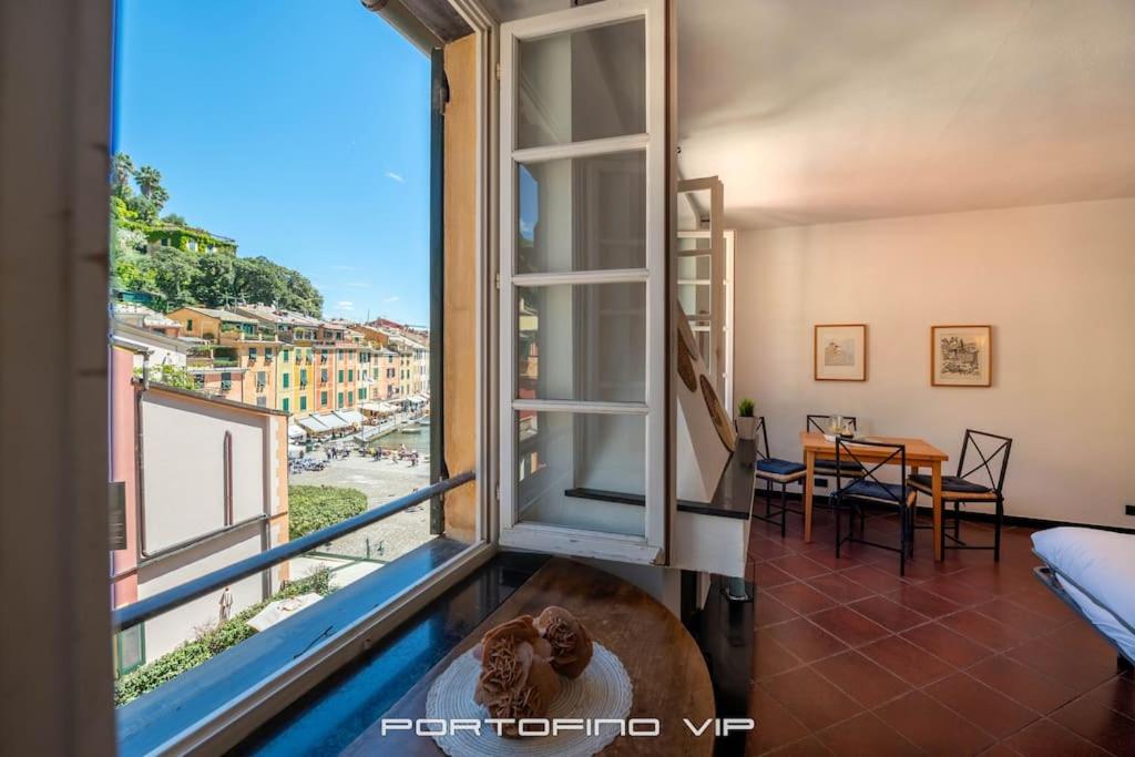 Chic Piazzetta Hideaway by PortofinoVip - Housity