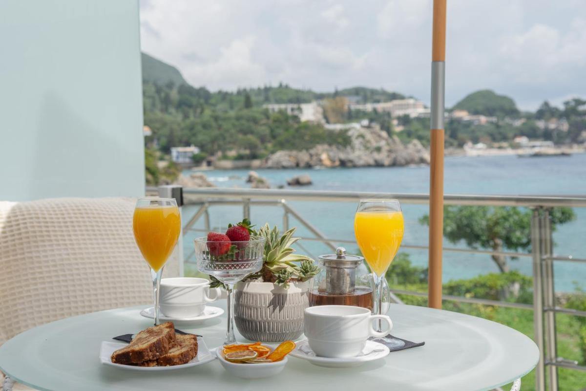 Tango Apartment On The Beach - Housity