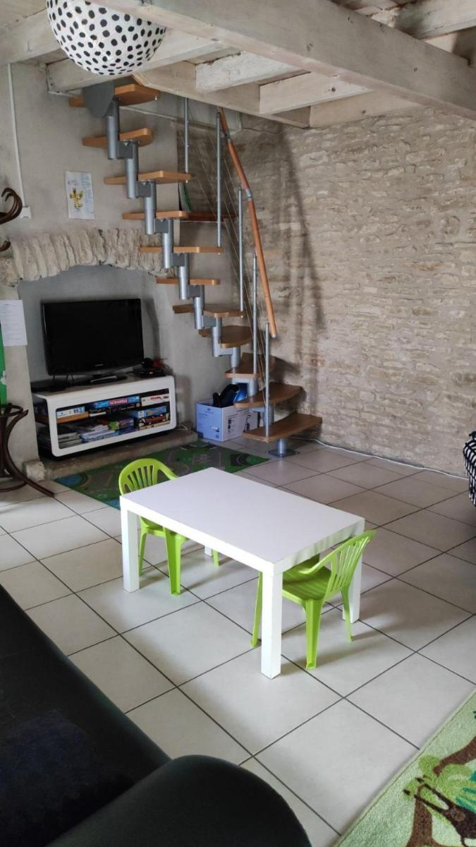 Holiday home Aqueducienne - Housity