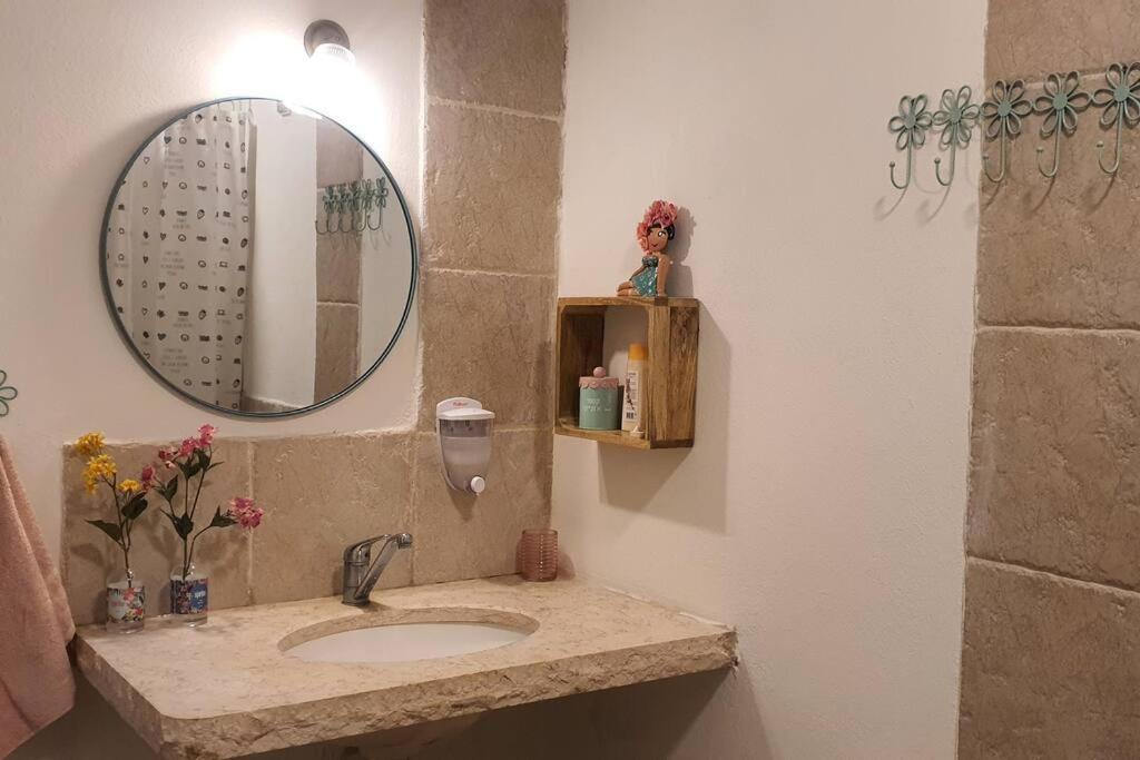נקודת חן - Housity