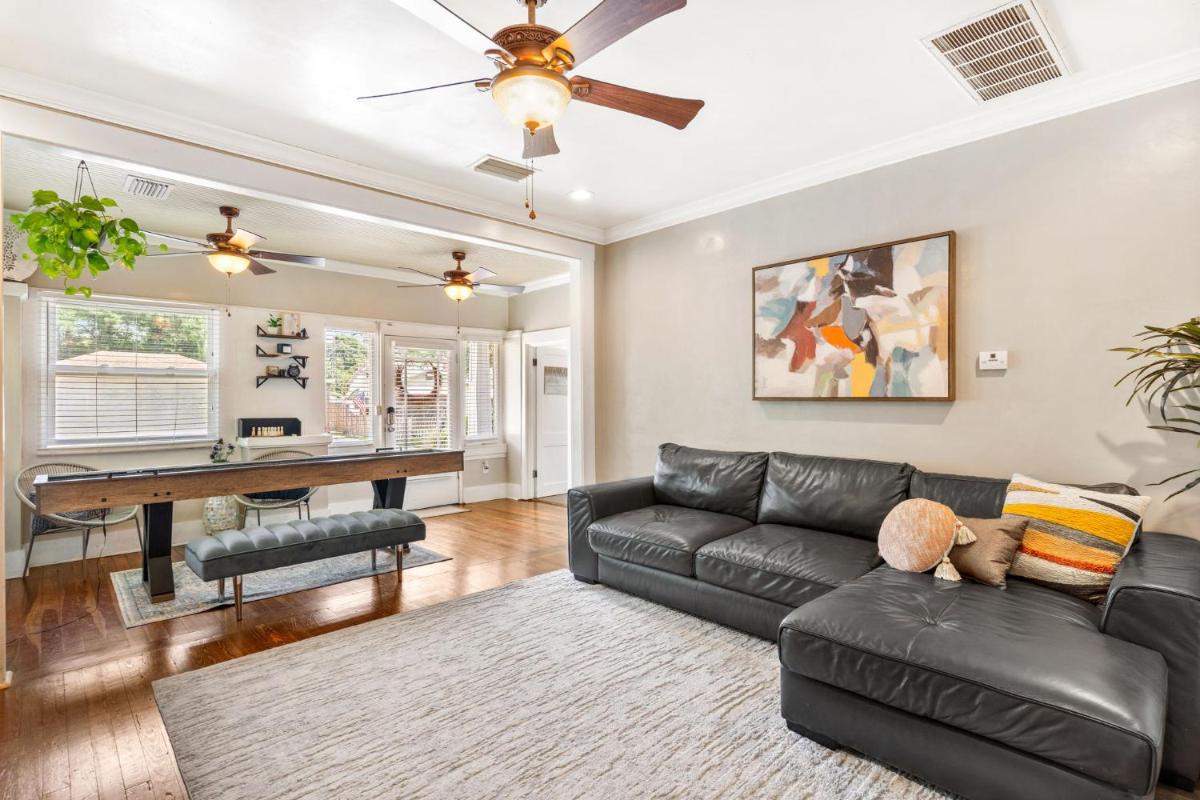 FOUR Different Options at ONE Great Location-- 1 - Spacious 3 bed 2 bath House OR 2- 2nd Floor 2 bed 1 bath Guesthouse OR 3- 1st Floor studio OR 3- A TINY HOME RV - Housity
