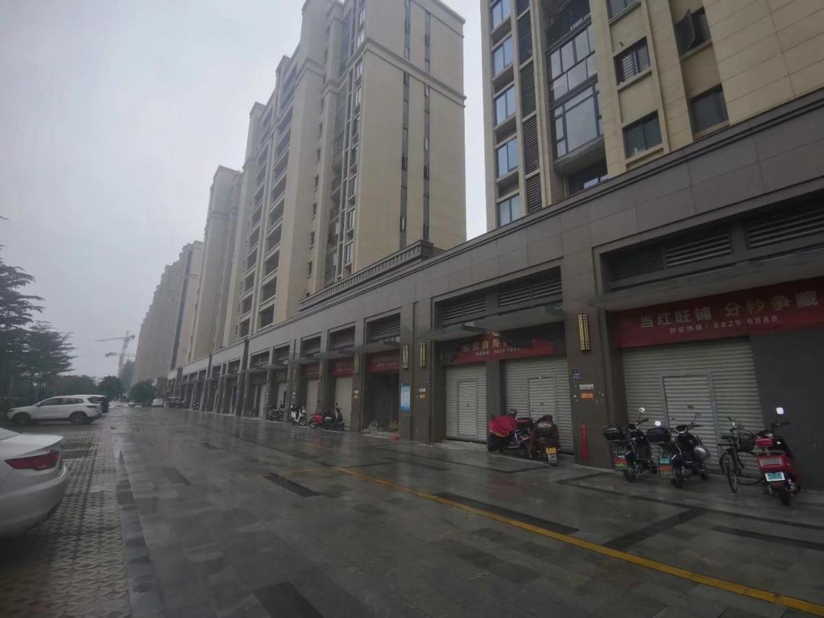 kayla泉州晋江吾悅广场五店市万达轻奢风投影3房 - Housity