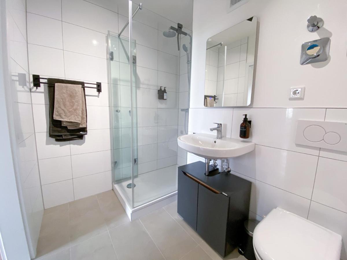 Schöne Wohnung mit Rheinblick/Düsseldorf/Neuss/Messe - Housity