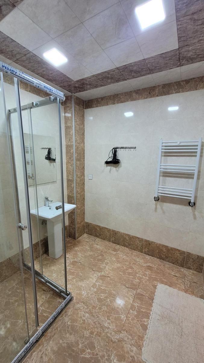 Sea View House - Housity