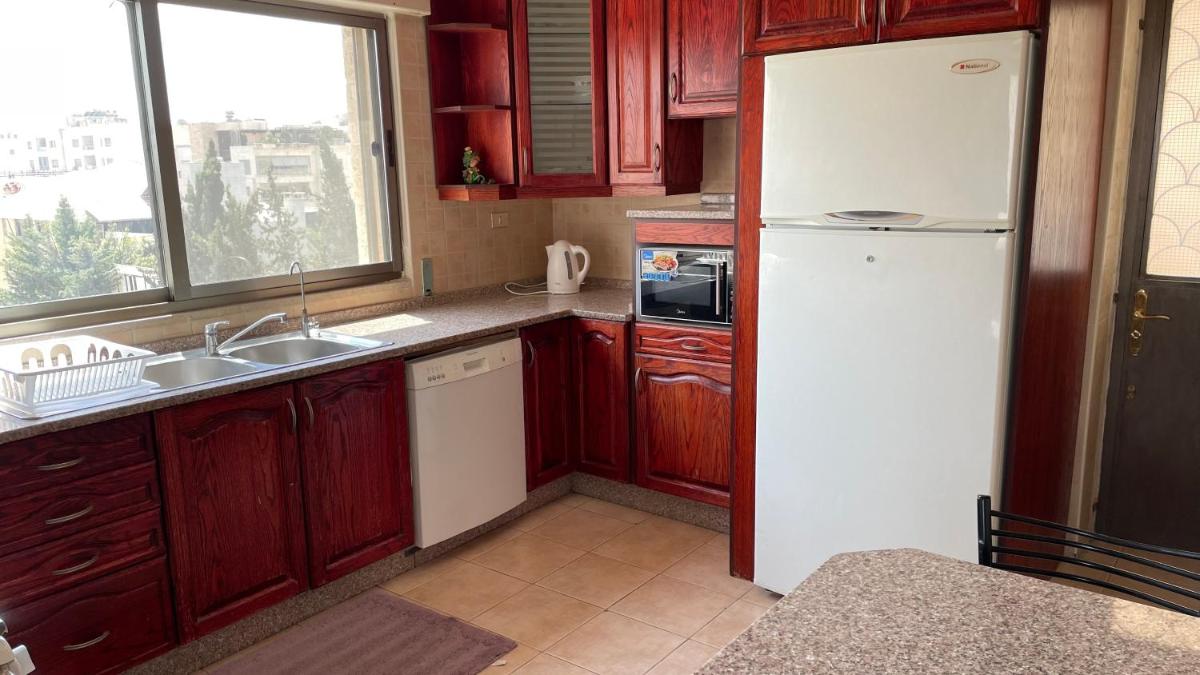Abdoun Apartment - Housity