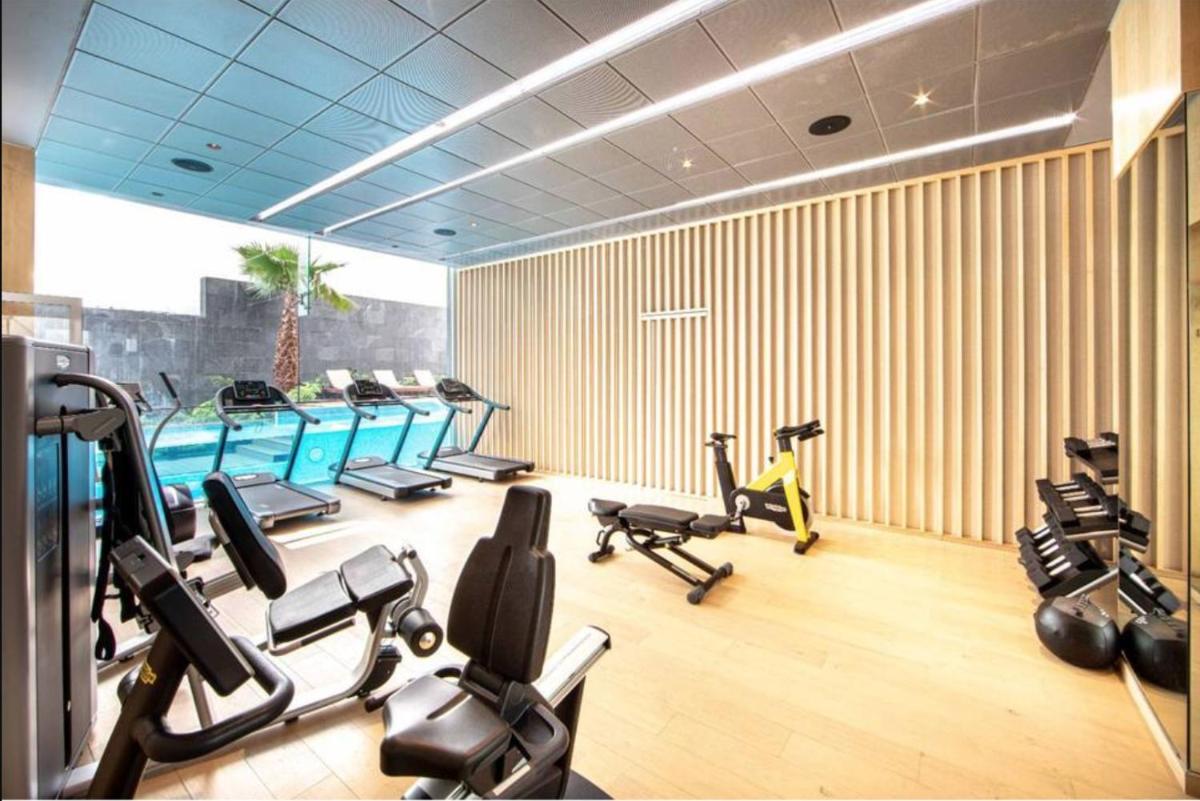 Lovely & Spacious Apartment with Pool & Gym in La Condesa - Icon - Housity