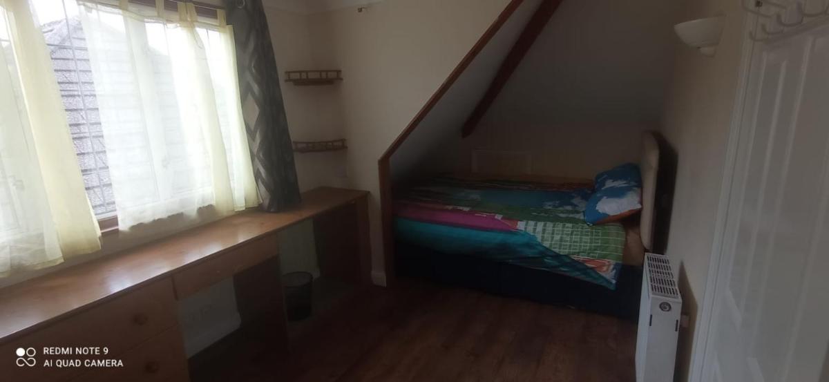 Selsdon Calm Airbnb - Housity
