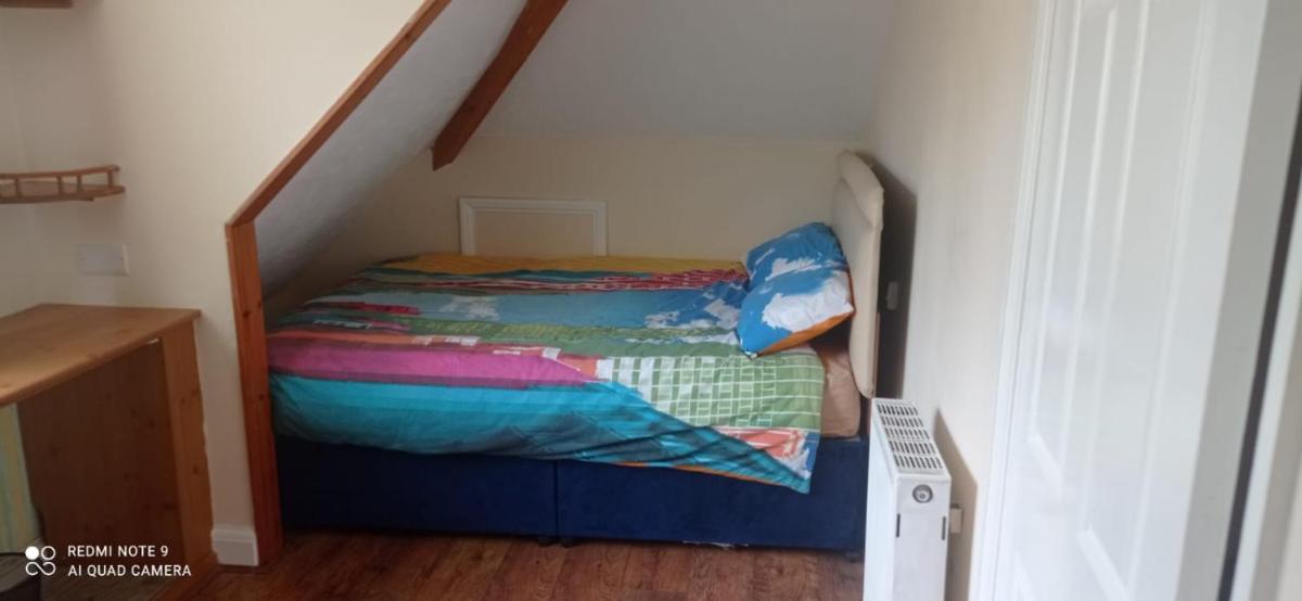 Selsdon Calm Airbnb - Housity