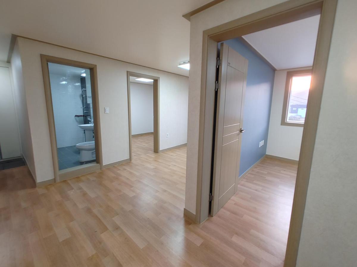 2 bedroom - Housity