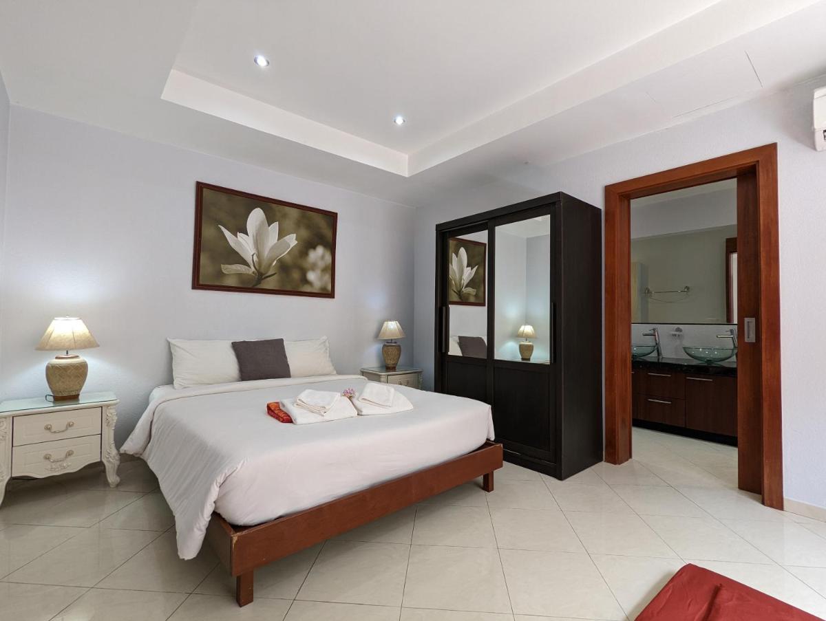 Blue Moon Pool Villa - Housity