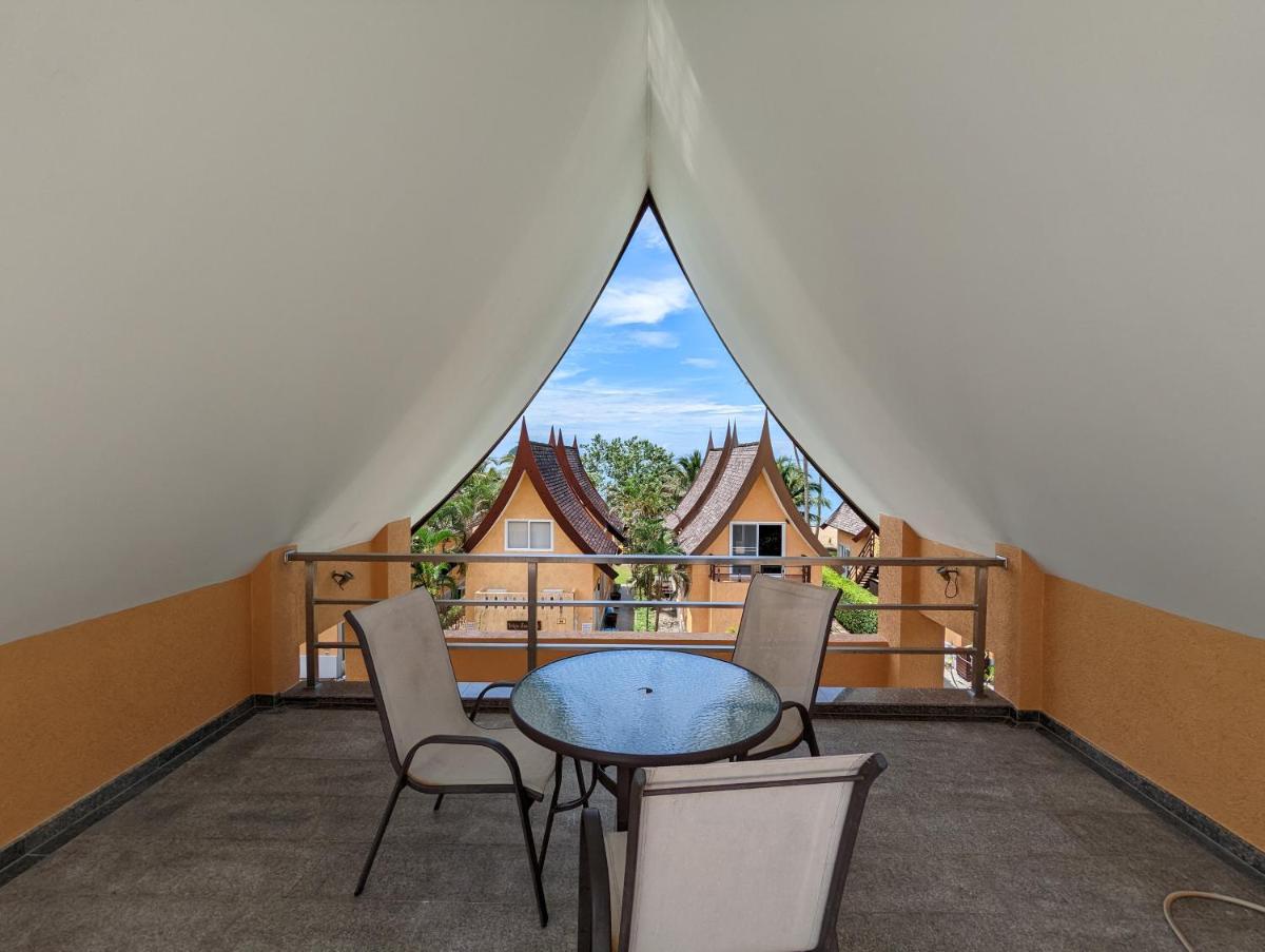 Blue Moon Pool Villa - Housity