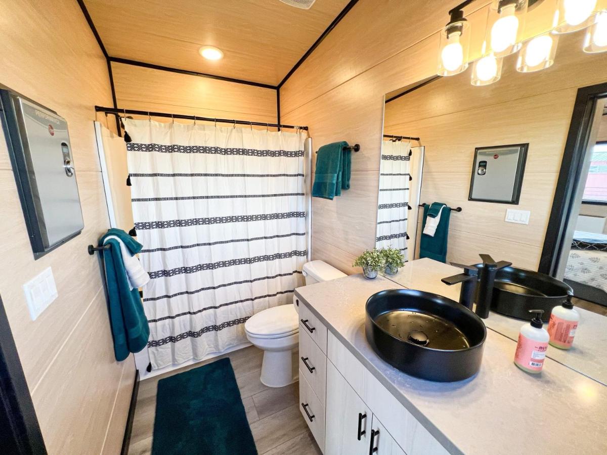 Tiny Home with Spectacular Teton View - Housity