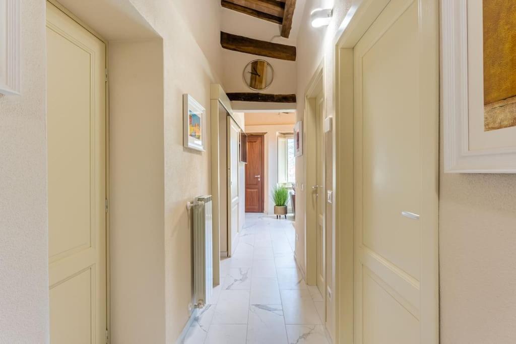 The Liberties - Luxury Villa in Barga Old Town - Housity