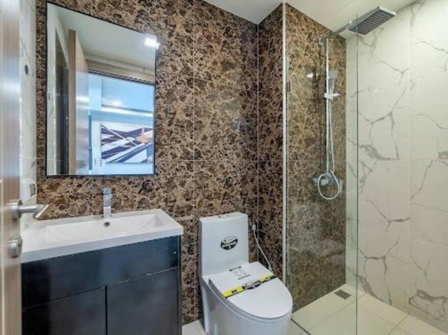 Arcadia Beach Continental 1-Bedroom Condo - Hizvo