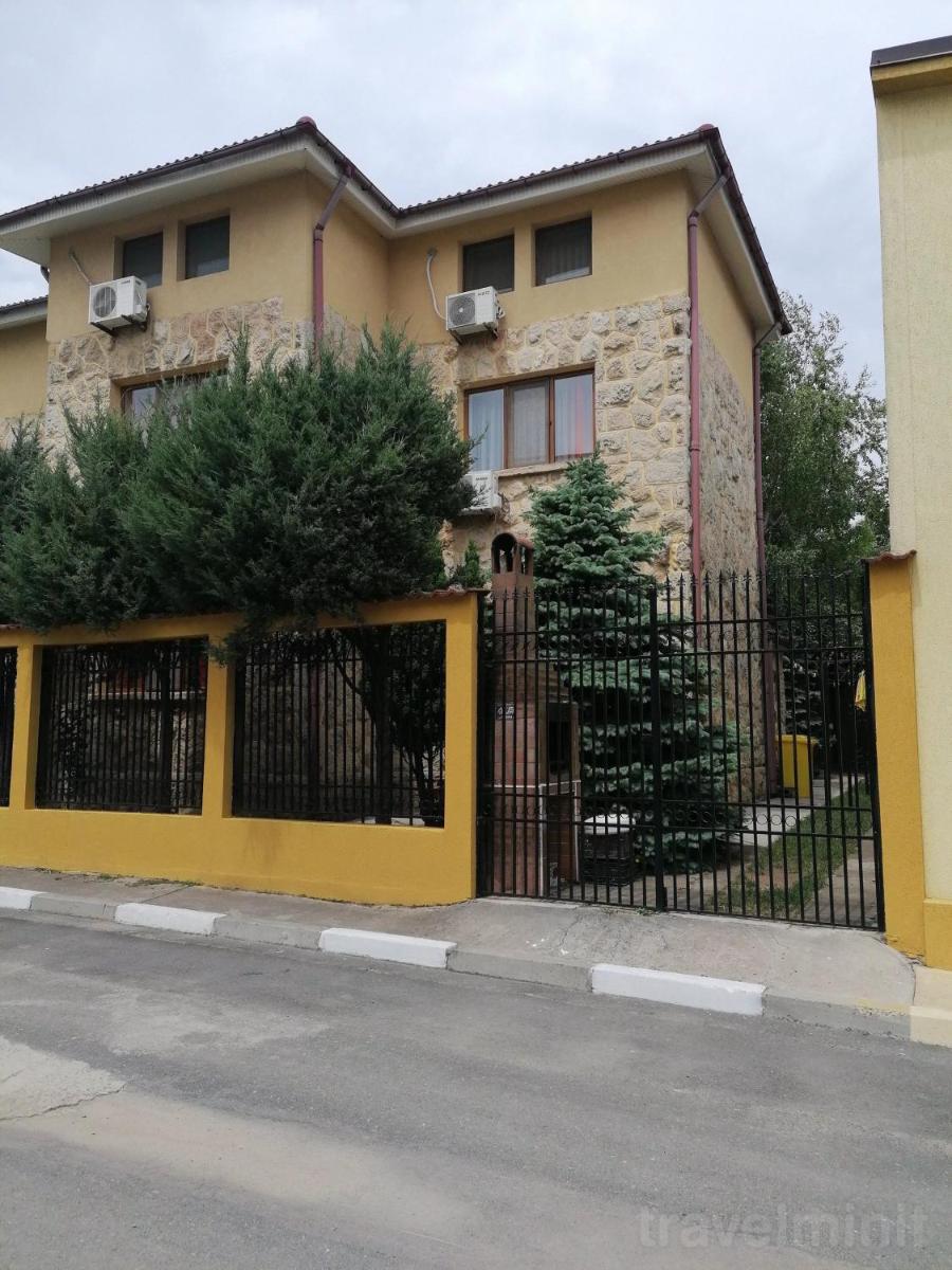 Vila Albatros - Housity