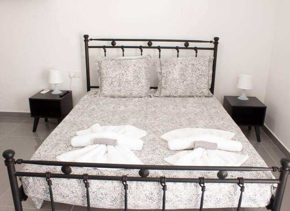 Suitetrails - Spacious studio - short walk from Nissi beach!