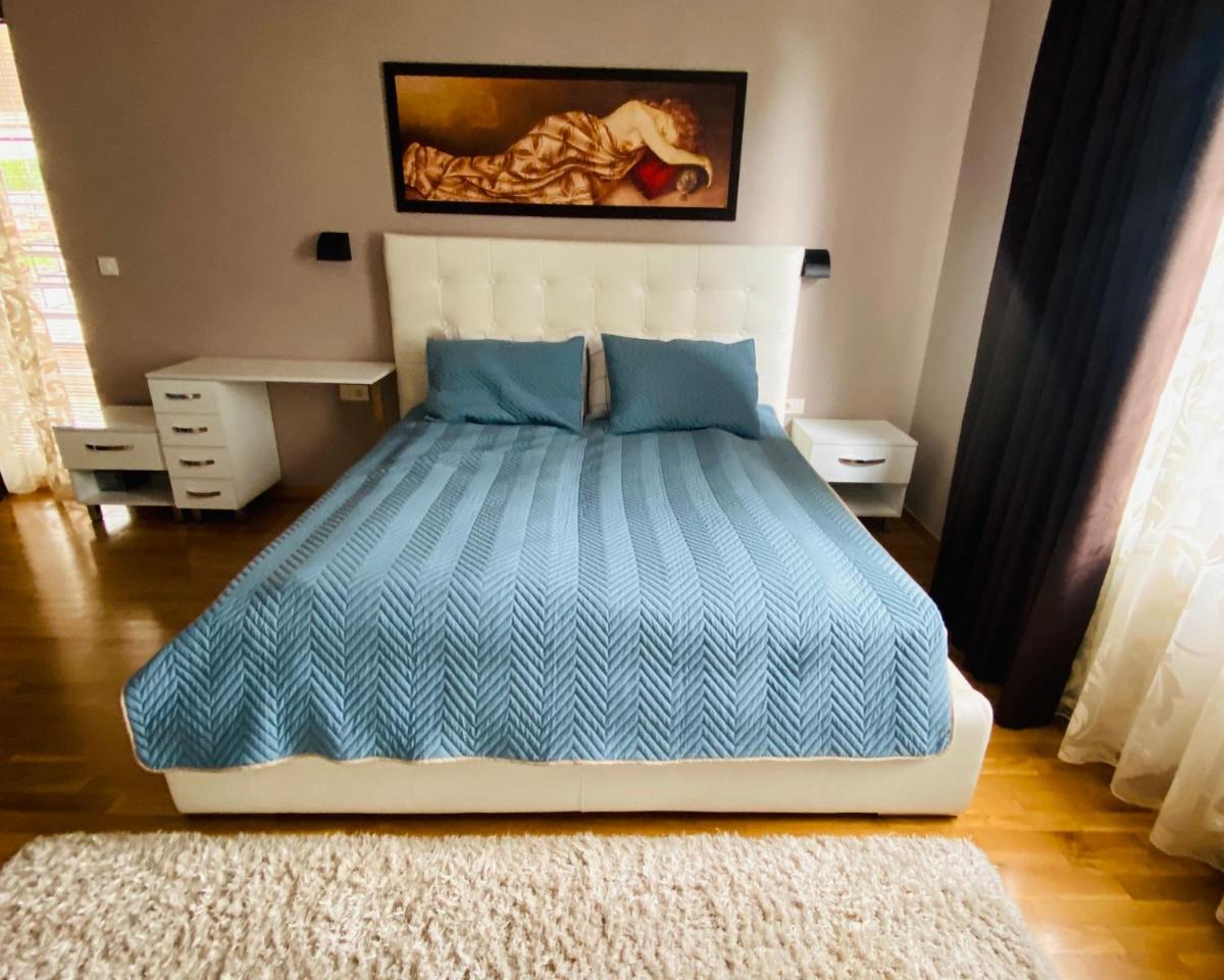 Villa Sunny Side Skopje - Housity