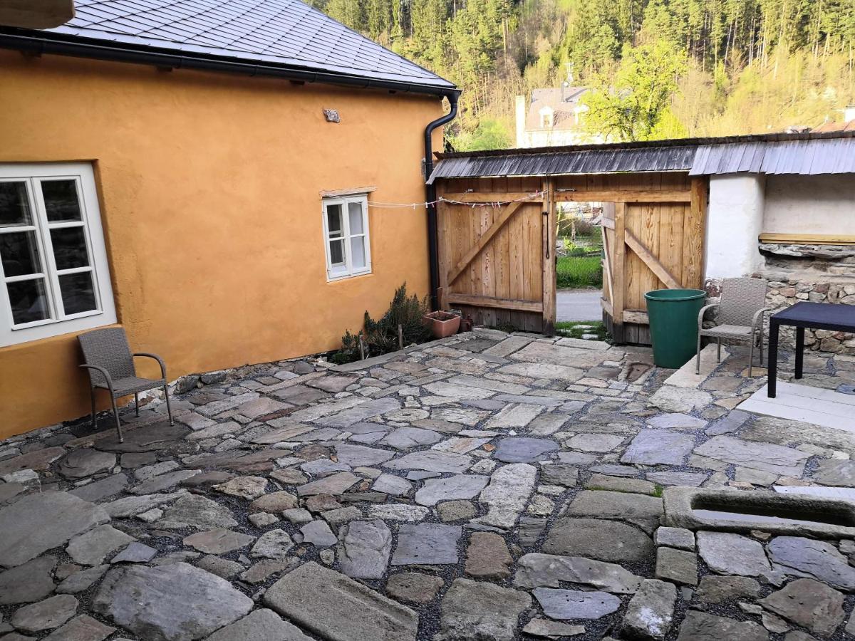 Měšťanský dům Rožmberk 31 - Housity
