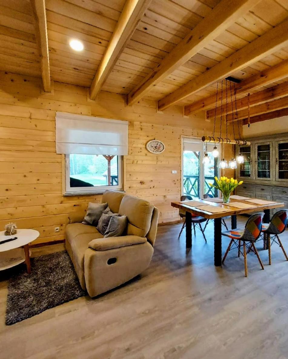 Niemirowska Osada - Housity