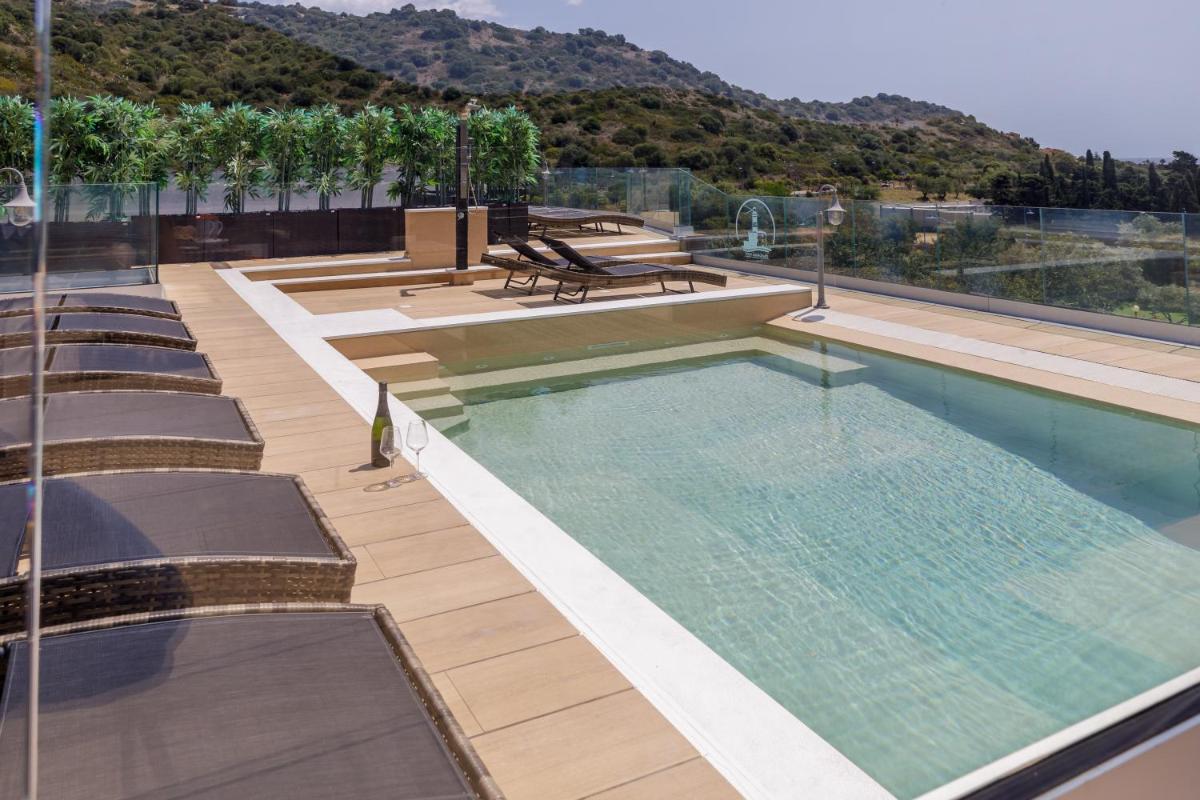 Suitetrails - crabonaxa suites