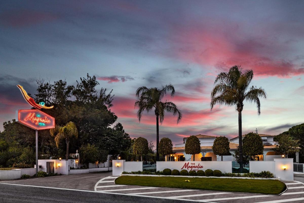 O nascer ou o pôr do sol visto a partir do hotel