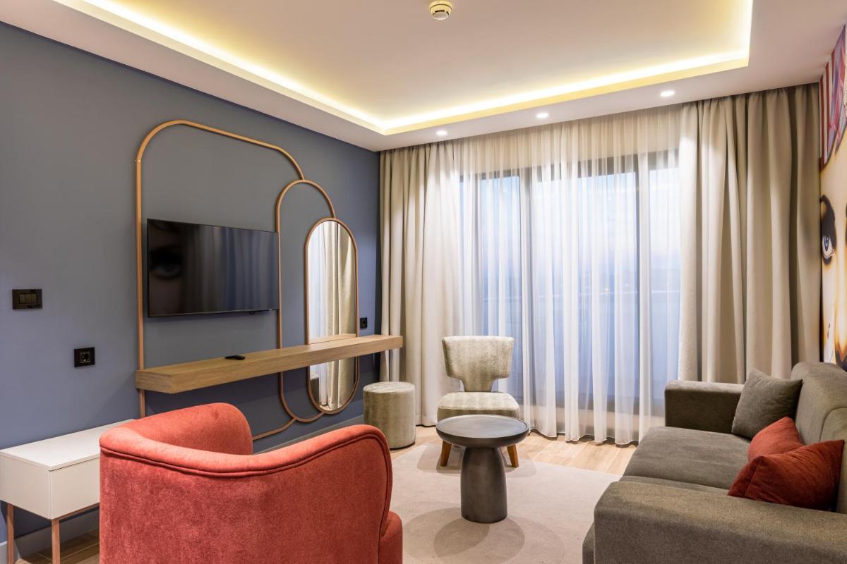 Calisi Hotel - Hizvo