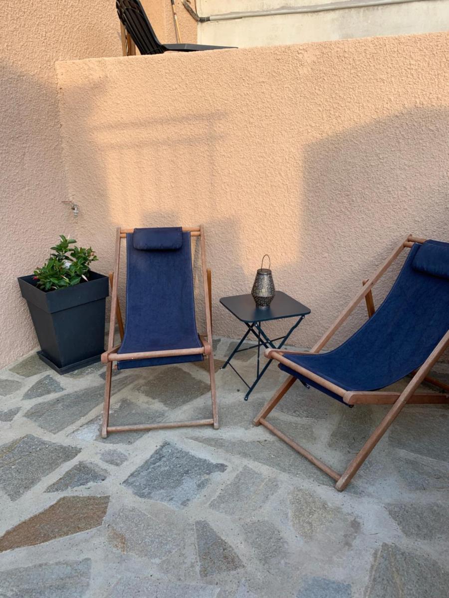 Levé du soleil sur la mer - Housity