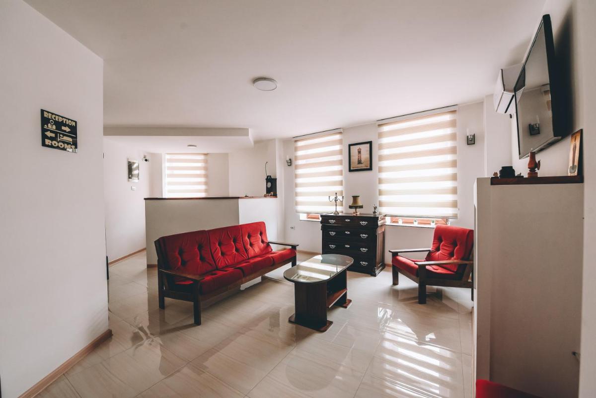 Nestor Apartments - Housity
