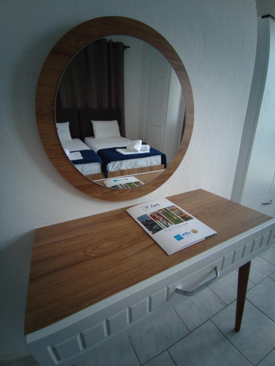 Omiros rooms - Housity
