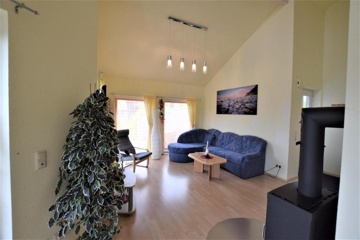 Haus Nemo Kranichring 118 - Housity