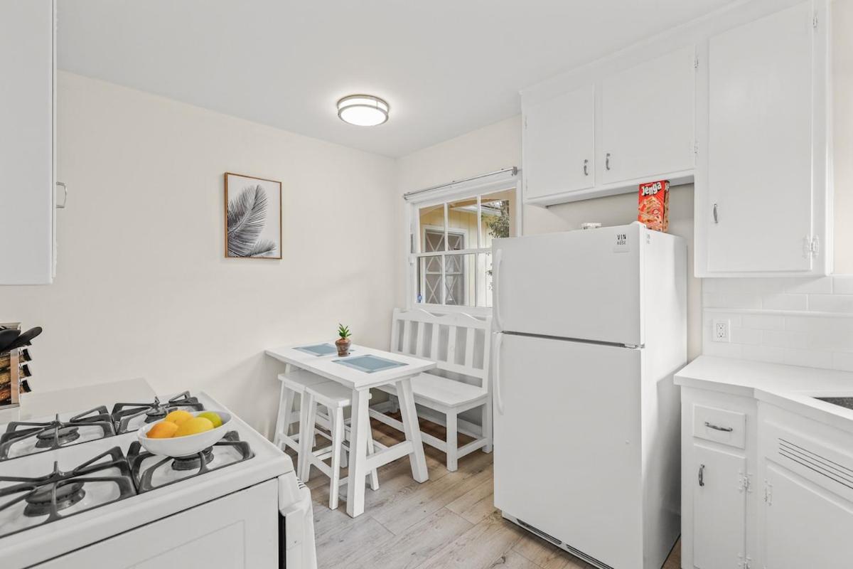 Dazzling Westside 4 Br Home-minutes To The Beach - Housity