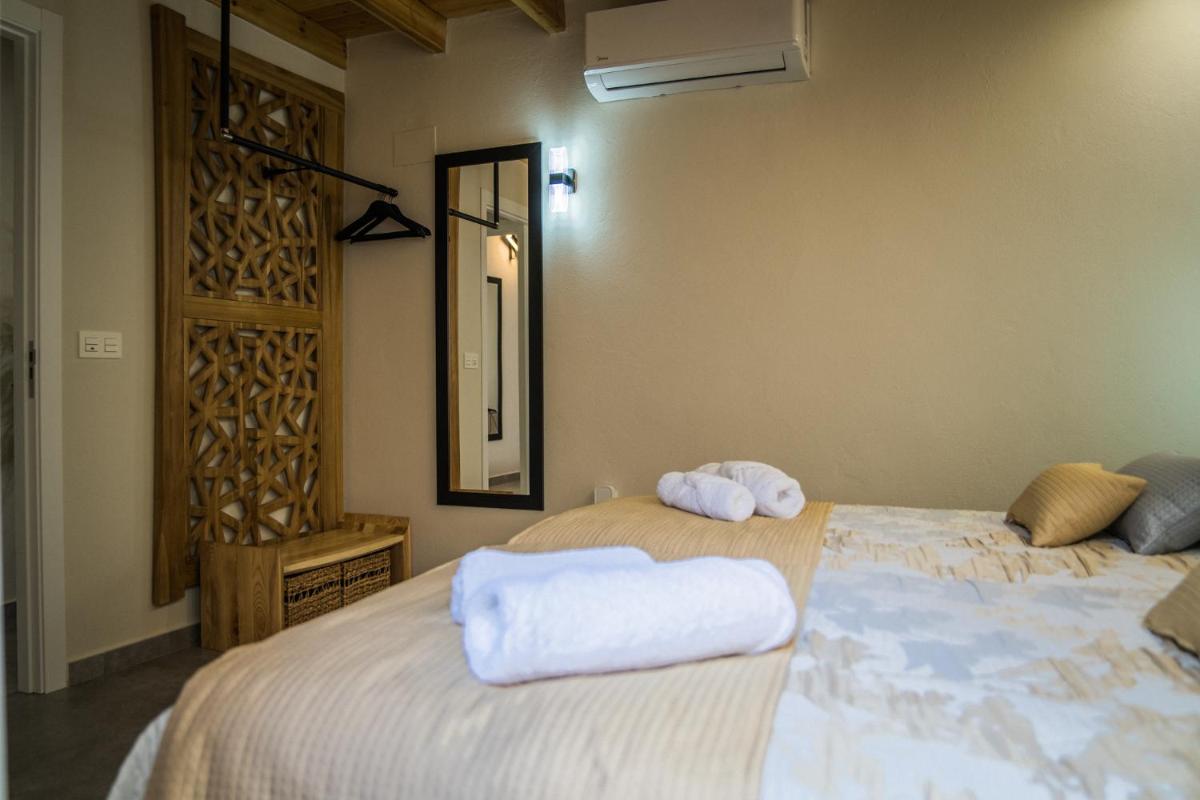 Apartamentos Turísticos El Altozano - Housity