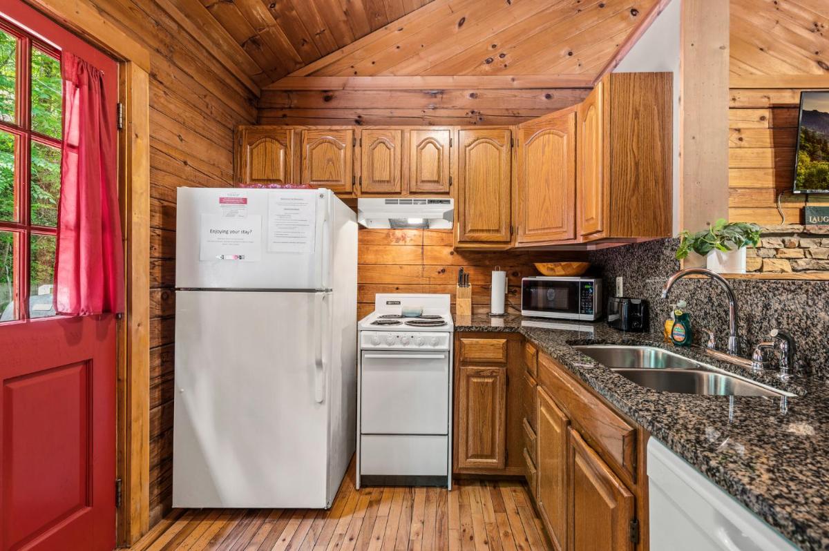 Cozy cabin with a mountain view - Housity