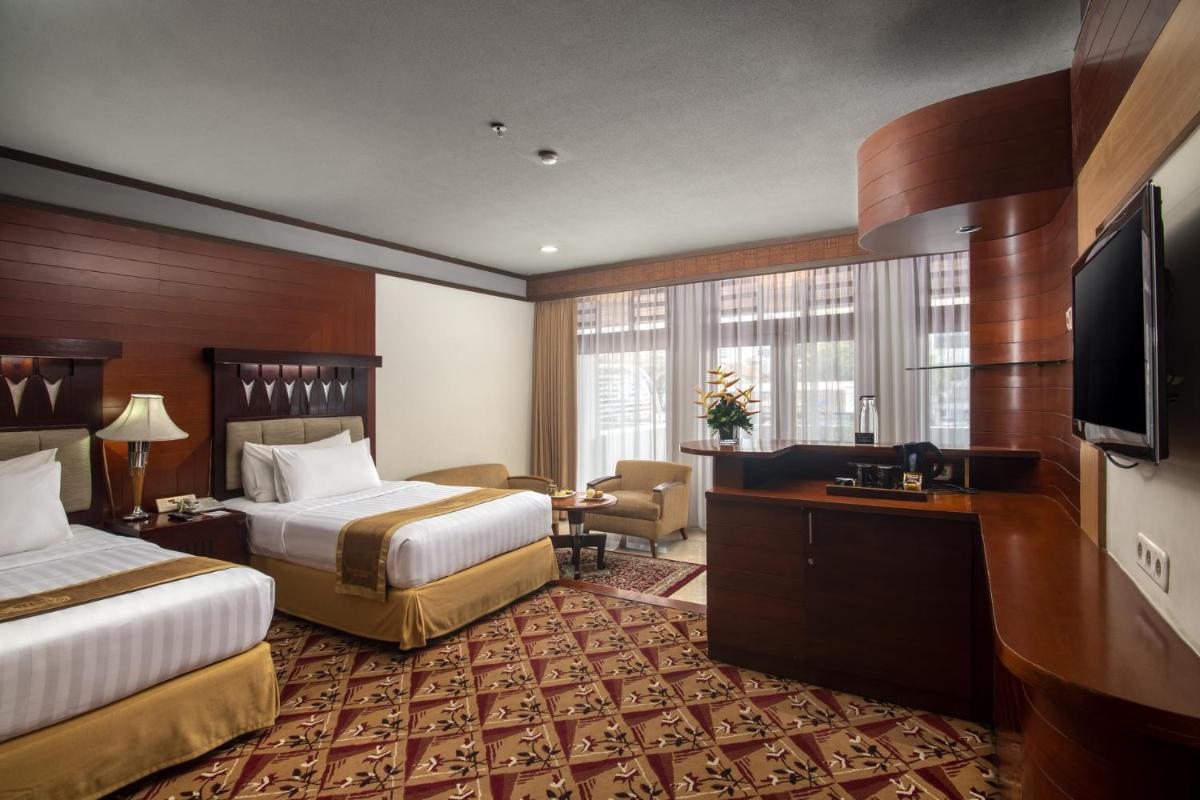 Hotel Savoy Homann - Housity