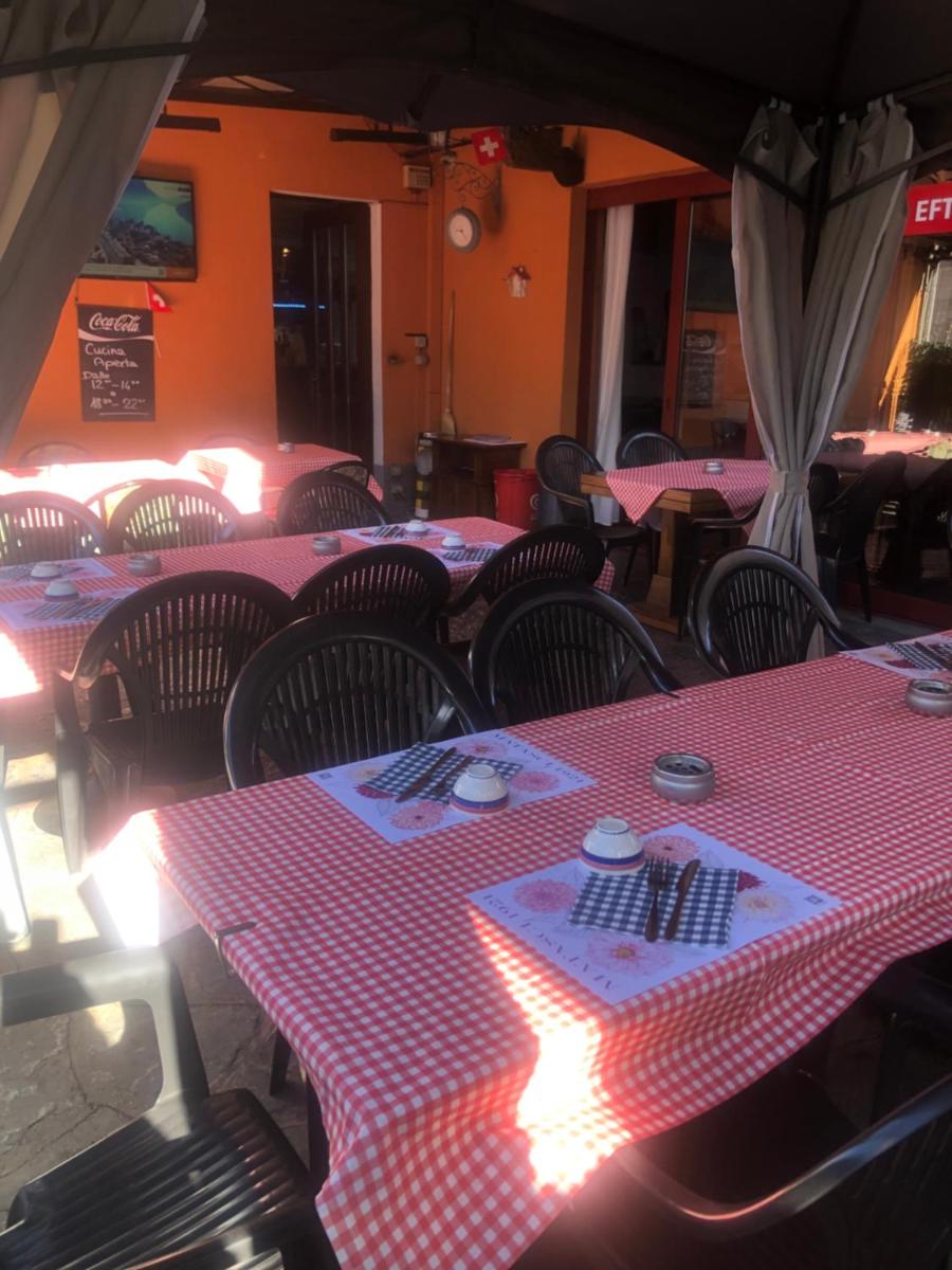 La Santa - Housity