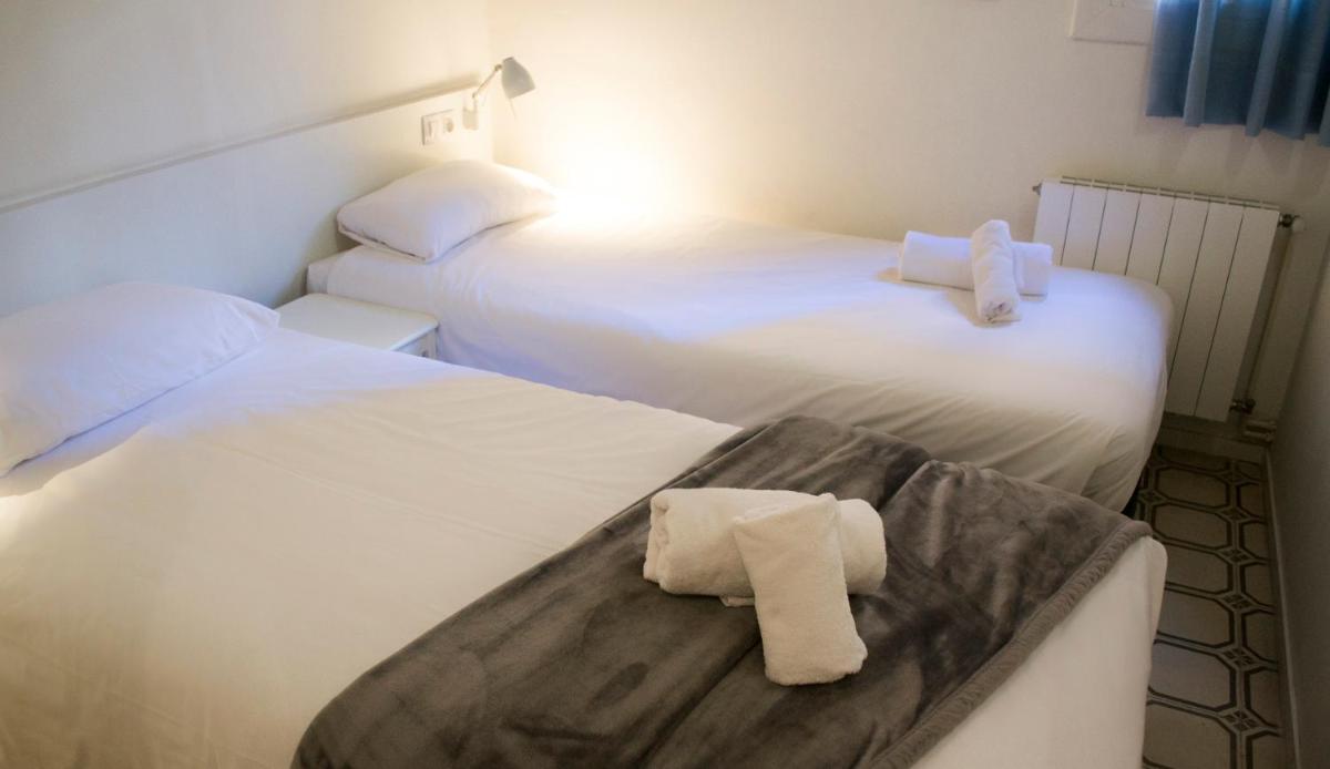 Happy People Gaudi Sant Pau Apartments - Housity