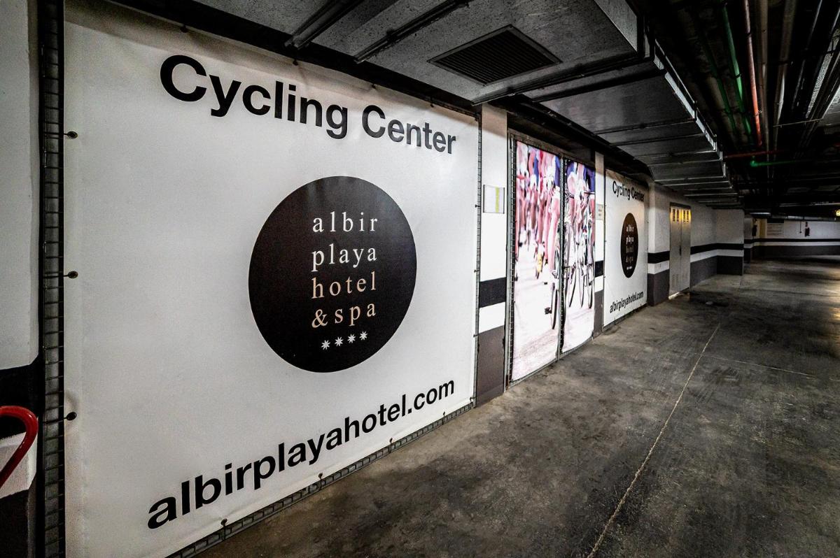 Montar en bicicleta en Albir Playa Hotel & Spa o alrededores