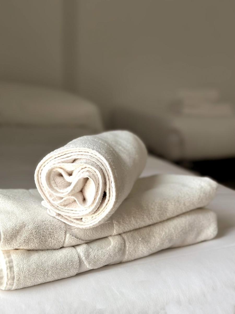 Hotel Turia Valencia - Housity