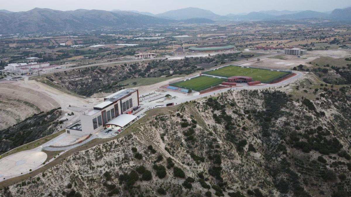 Lavanta Tepesi Hotel ve Spor Tesisleri - Housity