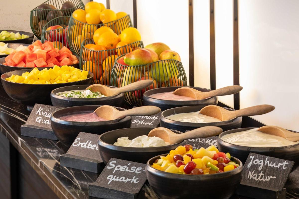 Strandhotel Ahlbeck - Housity