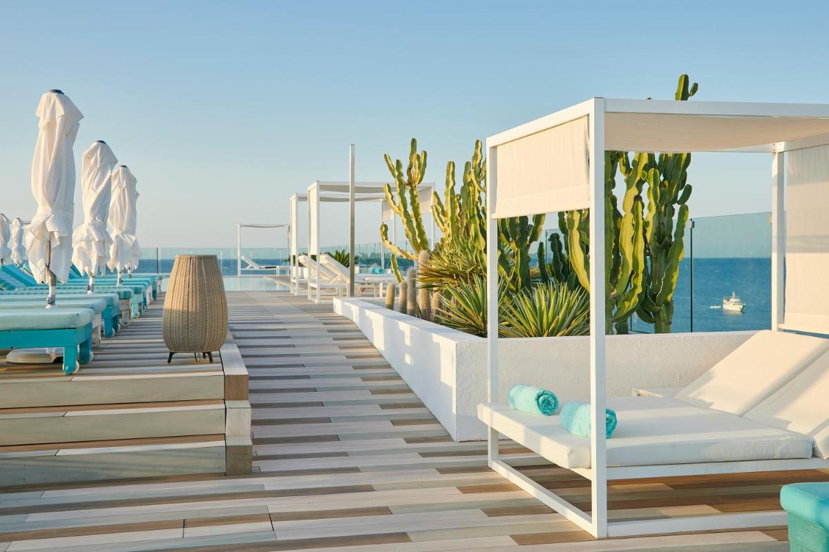 Imagen de la galería de Iberostar Selection Santa Eulalia Adults-Only Ibiza, en Santa Eulària des Riu