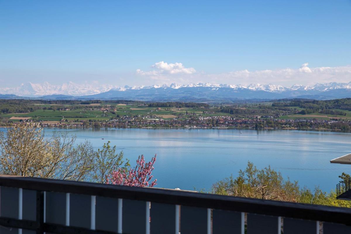 Le Mont-Vully - Hôtel Restaurant - Housity
