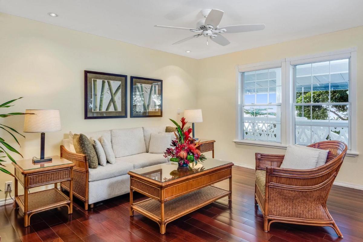 Ohia Kona Estates - An All Suites B&B - Housity