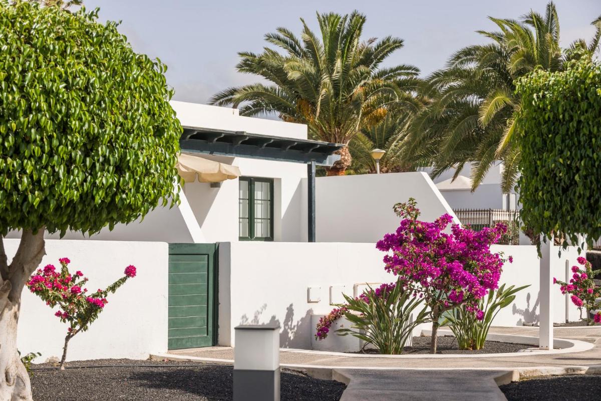 Jardín al aire libre en ILUNION Costa Sal Lanzarote