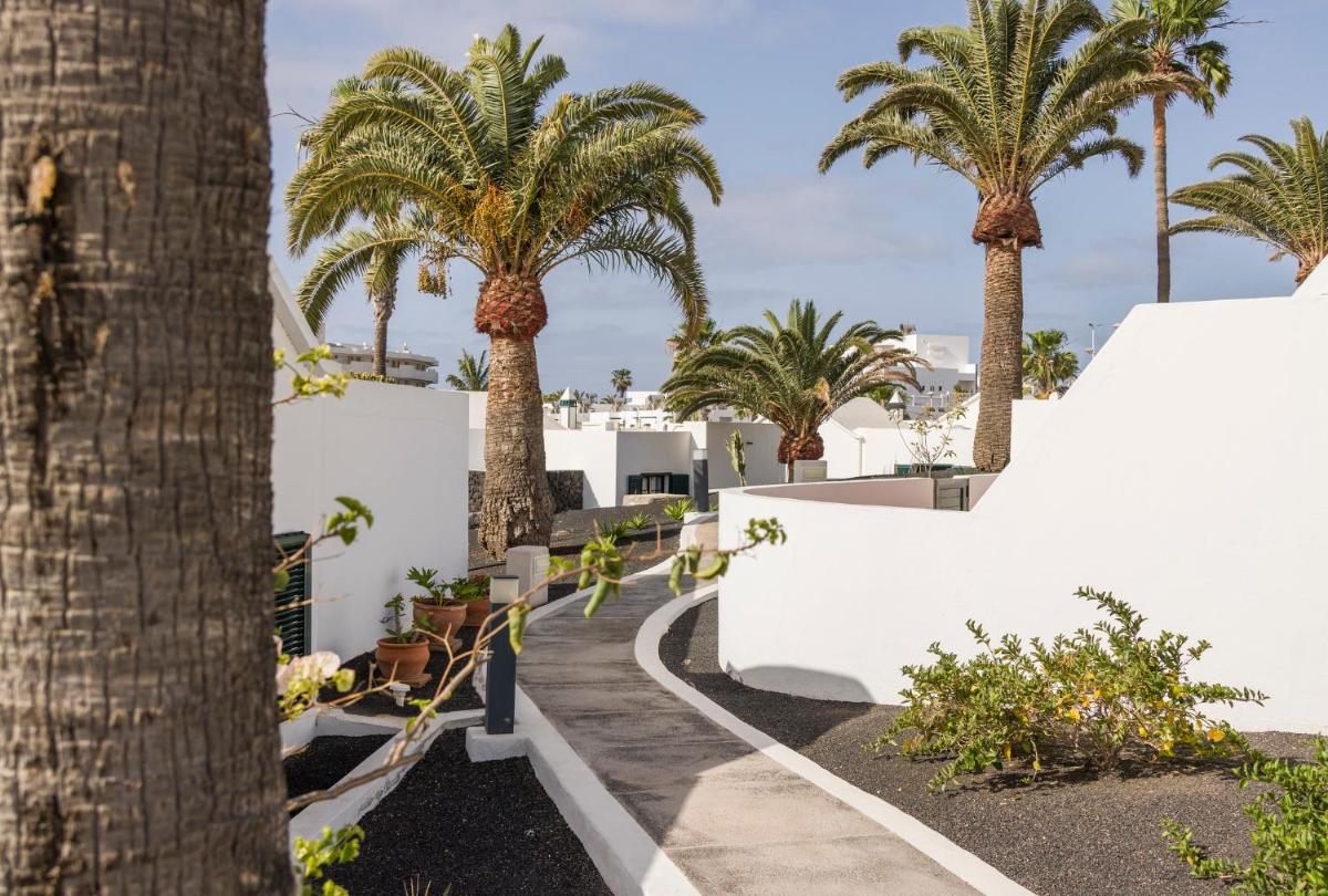 Jardín al aire libre en ILUNION Costa Sal Lanzarote