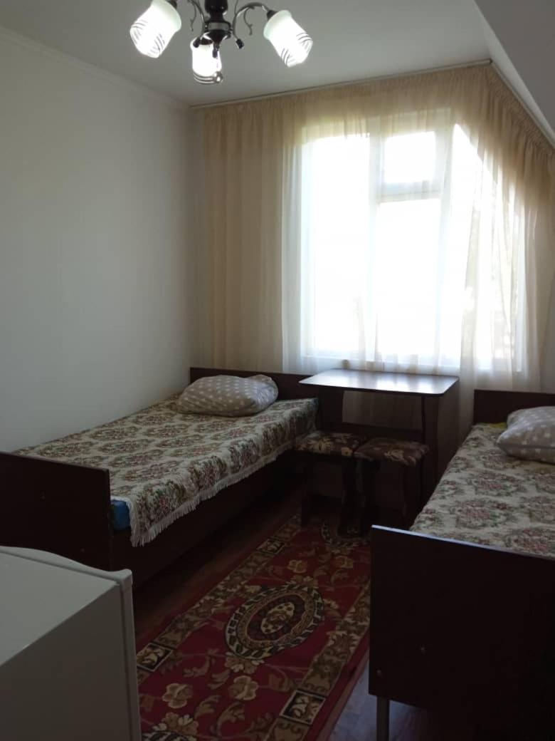 Gostevoi dom sun trape bosteri - Housity